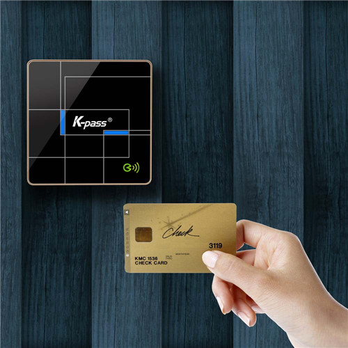 山城露园 人脸识别技术